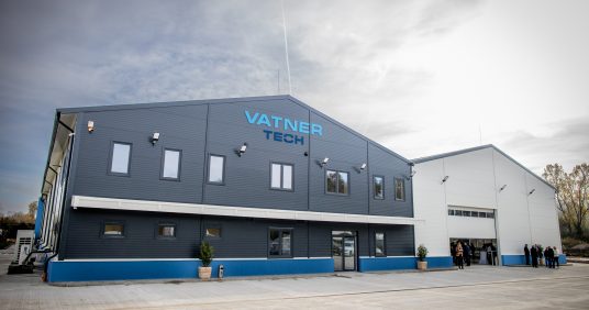 Átadtuk a Vatner Tech paneltechnológiai gyárunkat!